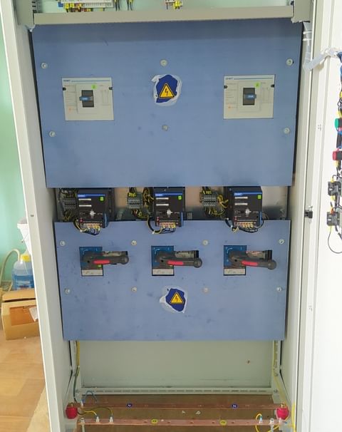 Распределительное устройство с блоком АВР 3.0 для ООО ЕВРОТОРГ